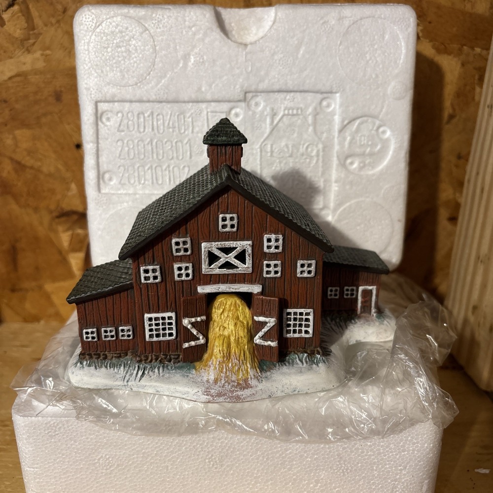 Lang & Wise LTD 28010102 "Mitchell Barn" 1998 Town Hall Collectibles in Orig Box